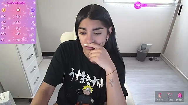 Snapshot of amarasilk_ chatting on 2, 2, 2026 amarasilk online show from 2, 2, 2026