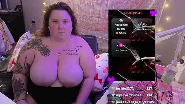 brookenicole3003 online show from 18, 4, 2026