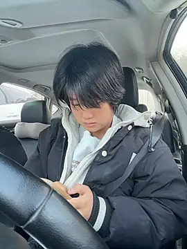 Fengbaby-555 online show from 5, 12, 2025