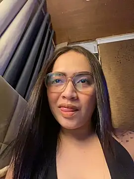 Snapshot of yourdevilsweettsx chatting on 4, 11, 2025 yourdevilsweettsx online show from 4, 11, 2025