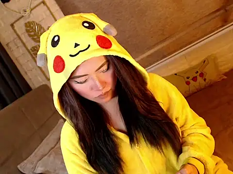 yourdevilsweettsx online show from 8, 3, 2026