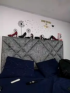 Shantey Laurent online show from 15, 2, 2026