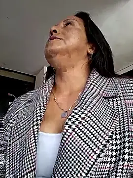 Misshot 01 online show from 29, 9, 2025