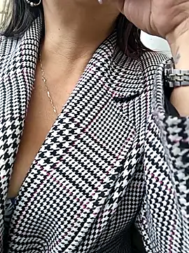 Misshot 01 online show from 30, 9, 2025