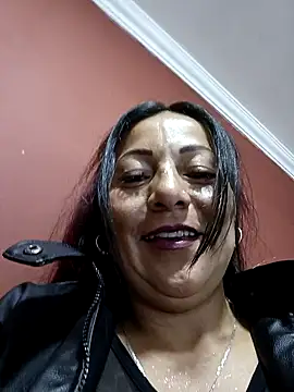 Misshot 01 online show from 26, 10, 2025