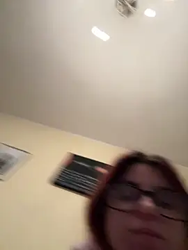 Brutecia2002 online show from 15, 1, 2026