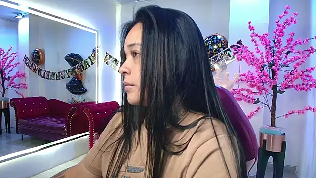 Black roseee online show from 28, 10, 2025