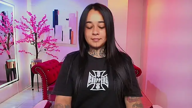 Black roseee online show from 11, 2, 2026