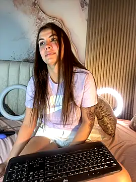 Dakota Evanns online show from 5, 10, 2025