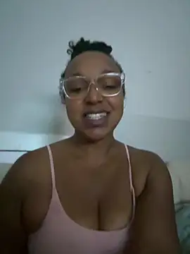 Snapshot of MillionMillz chatting on 8, 9, 2025 MillionMillz online show from 8, 9, 2025