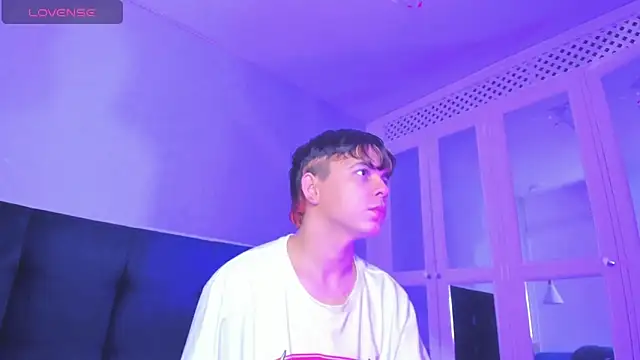 Snapshot of Andree_Kamado chatting on 4, 10, 2025 Andree Kamado online show from 4, 10, 2025