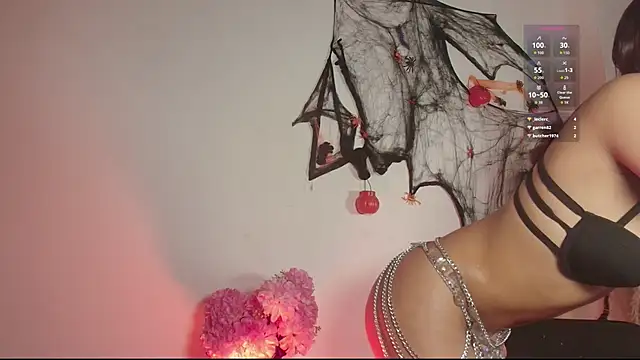 Missandy  online show from 18, 10, 2025