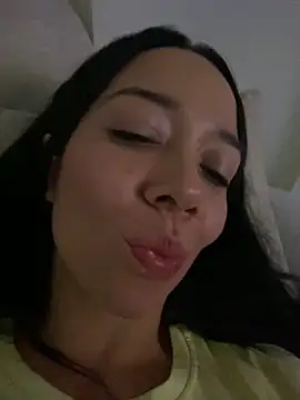 Snapshot of gaby_wild_fire chatting on 7, 10, 2025 gaby wild fire online show from 7, 10, 2025