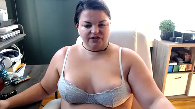 Snapshot of PlayWithBrittany chatting on 28, 9, 2025 PlayWithBrittany online show from 28, 9, 2025