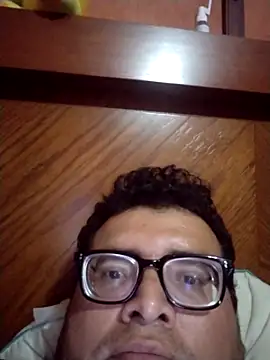 Santiagoqro85 online show from 22, 10, 2025