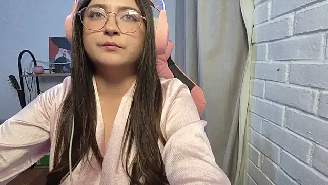 valentinauwu online show from 31, 3, 2026