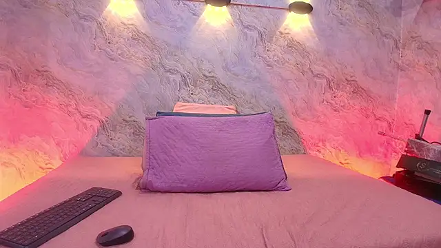 abbyrouss  online show from 31, 10, 2025