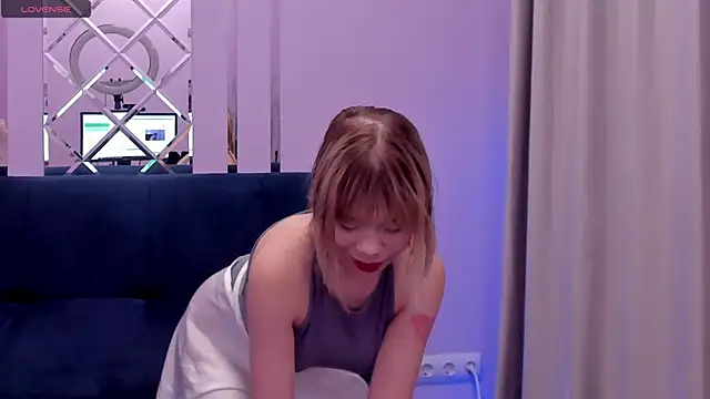 Snapshot of KittyGolden chatting on 24, 9, 2025 KittyGolden online show from 24, 9, 2025