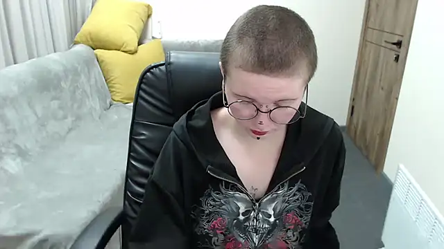 Snapshot of Nika_Snow chatting on 14, 10, 2025 Nika Snow online show from 14, 10, 2025