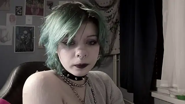 Snapshot of Alice_Zev chatting on 25, 10, 2025 Alice Zev online show from 25, 10, 2025