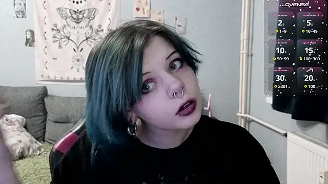 Snapshot of Alice_Zev chatting on 16, 11, 2025 Alice Zev online show from 16, 11, 2025