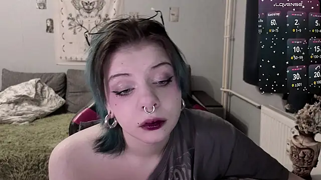 Snapshot of Alice_Zev chatting on 25, 11, 2025 Alice Zev online show from 25, 11, 2025