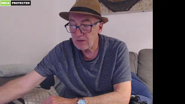 Snapshot of bluedae1 chatting on 15, 3, 2026 bluedae1 online show from 15, 3, 2026