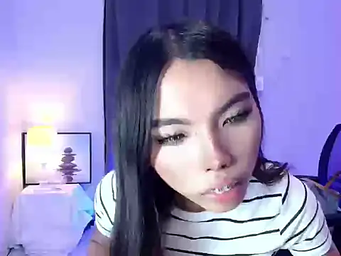 Snapshot of cutie_milker chatting on 10, 9, 2025 cutie milker online show from 10, 9, 2025