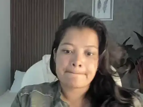 Snapshot of Scarletth_Moon chatting on 30, 10, 2025 Scarletth Moon online show from 30, 10, 2025