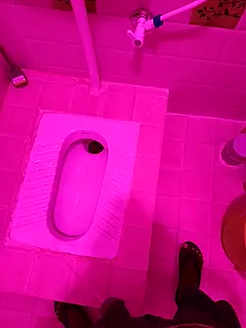 Snapshot of Chanderi19 chatting on 11, 10, 2025 Chanderi19 online show from 11, 10, 2025