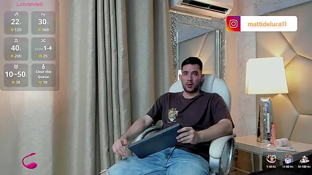 Snapshot of matti_de_lucaa chatting on 7, 10, 2025 matti de lucaa online show from 7, 10, 2025