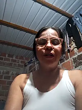 Snapshot of Lucerito-Hot chatting on 2, 12, 2025 Lucerito-Hot online show from 2, 12, 2025