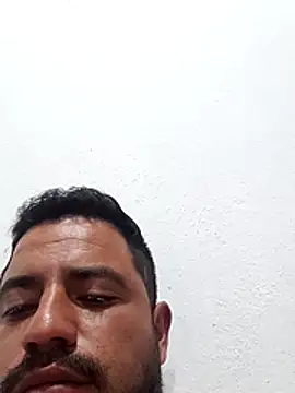 Snapshot of aalvaro98 chatting on 19, 11, 2025 aalvaro98 online show from 19, 11, 2025