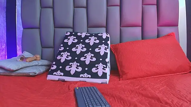 kissme luna online show from 12, 9, 2025