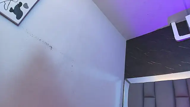 kissme luna online show from 6, 10, 2025