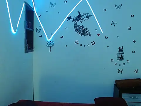 Mia2xsmith online show from 5, 11, 2025