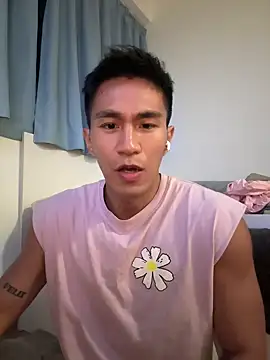 Snapshot of gooodboiii chatting on 5, 10, 2025 gooodboiii online show from 5, 10, 2025