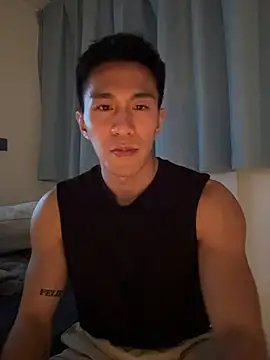 Snapshot of gooodboiii chatting on 18, 12, 2025 gooodboiii online show from 18, 12, 2025