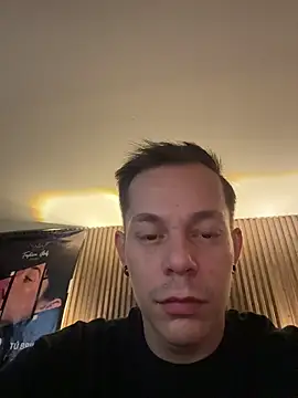 Snapshot of dimitryivanovv chatting on 11, 11, 2025 dimitryivanovv online show from 11, 11, 2025