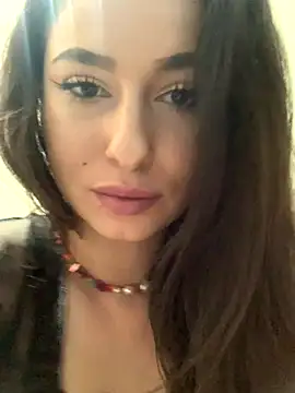 Snapshot of SunnyDane chatting on 16, 11, 2025 SunnyDane online show from 16, 11, 2025