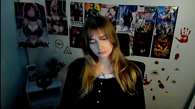 Snapshot of NeyliDream chatting on 2, 11, 2025 NeyliDream online show from 2, 11, 2025