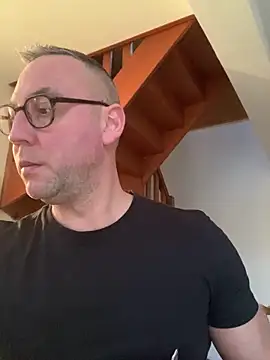 Marronglace1 online show from 2, 12, 2025