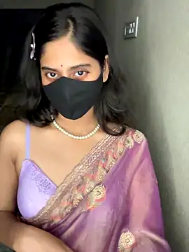 Snapshot of Tanya-mittal chatting on 9, 10, 2025 Tanya-mittal online show from 9, 10, 2025