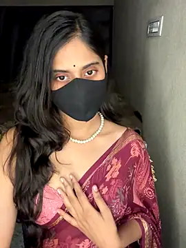 Snapshot of Tanya-mittal chatting on 10, 10, 2025 Tanya-mittal online show from 10, 10, 2025