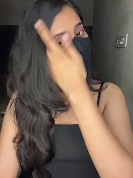 Snapshot of Tanya-mittal chatting on 4, 11, 2025 Tanya-mittal online show from 4, 11, 2025