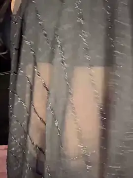 Snapshot of Tanya-mittal chatting on 5, 11, 2025 Tanya-mittal online show from 5, 11, 2025