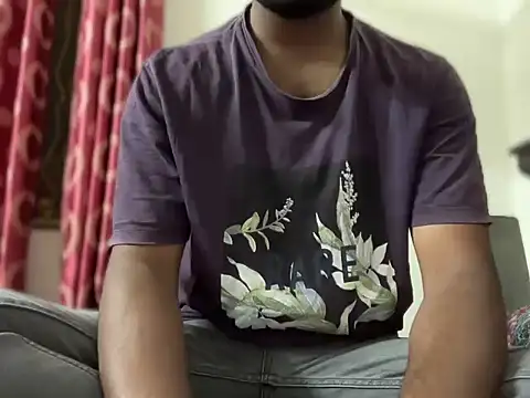 Snapshot of bossyjuicy chatting on 9, 11, 2025 bossyjuicy online show from 9, 11, 2025