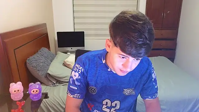 tightncuteass online show from 28, 9, 2025