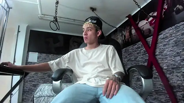 weesley boy online show from 6, 10, 2025