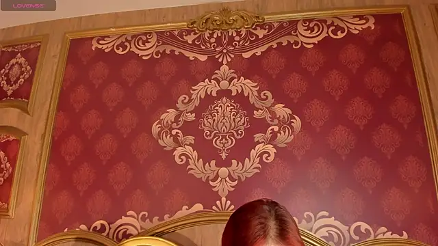 Helenstanford online show from 28, 10, 2025